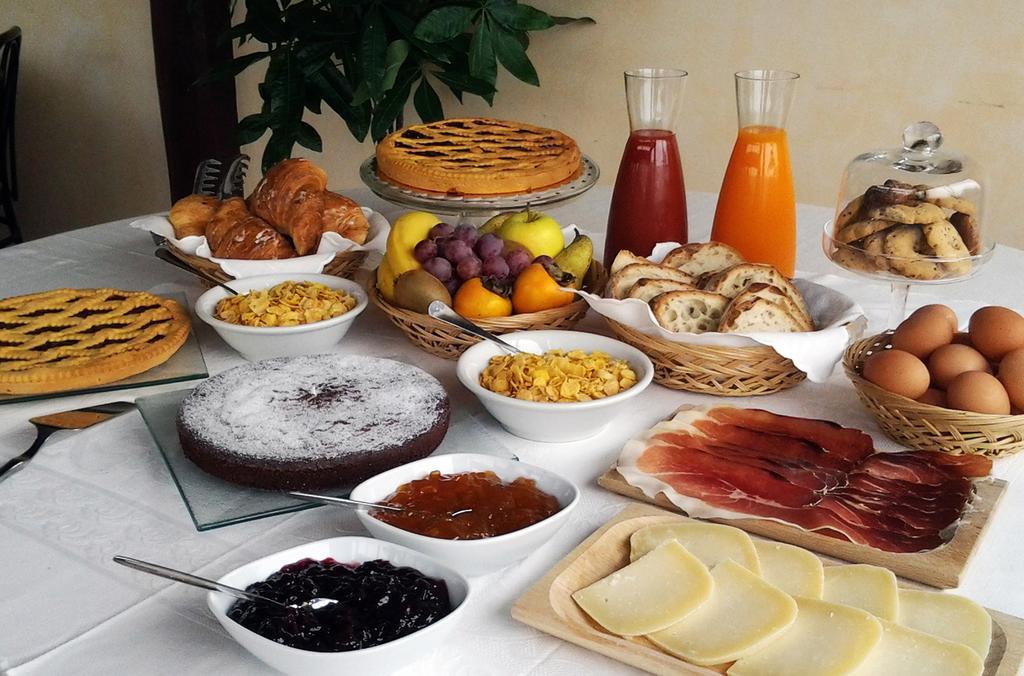 La Locanda Del Ruspante Castro dei Volsci Екстериор снимка